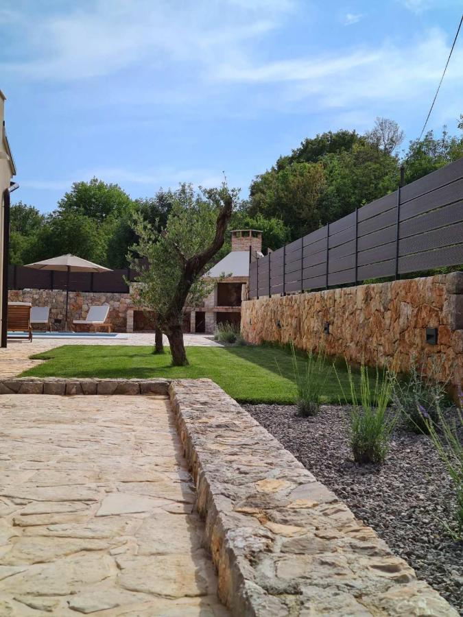 Villa Lulu Kamena Villa S Maslinikom Otok Krk Dobrinj Selo Gostinjac クルク エクステリア 写真